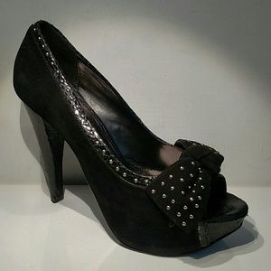 B-Bakers heels
